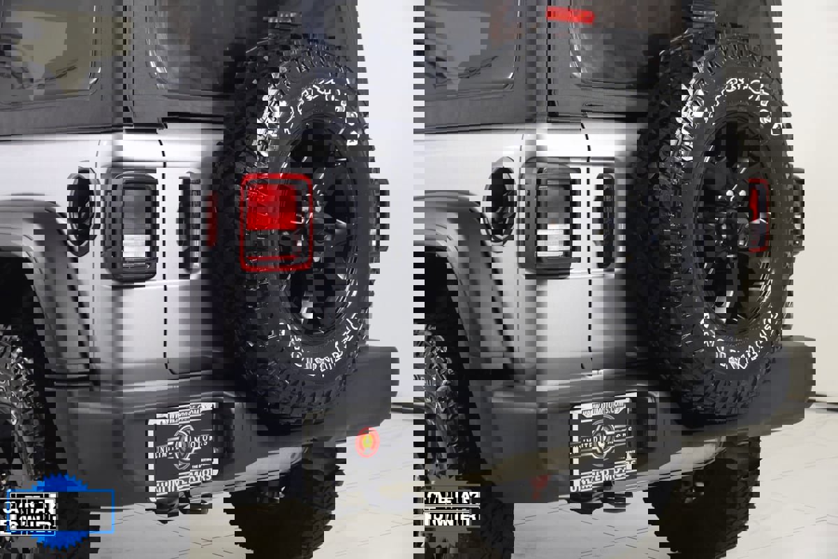 Used 2021 Jeep Wrangler Unlimited Willys image 23