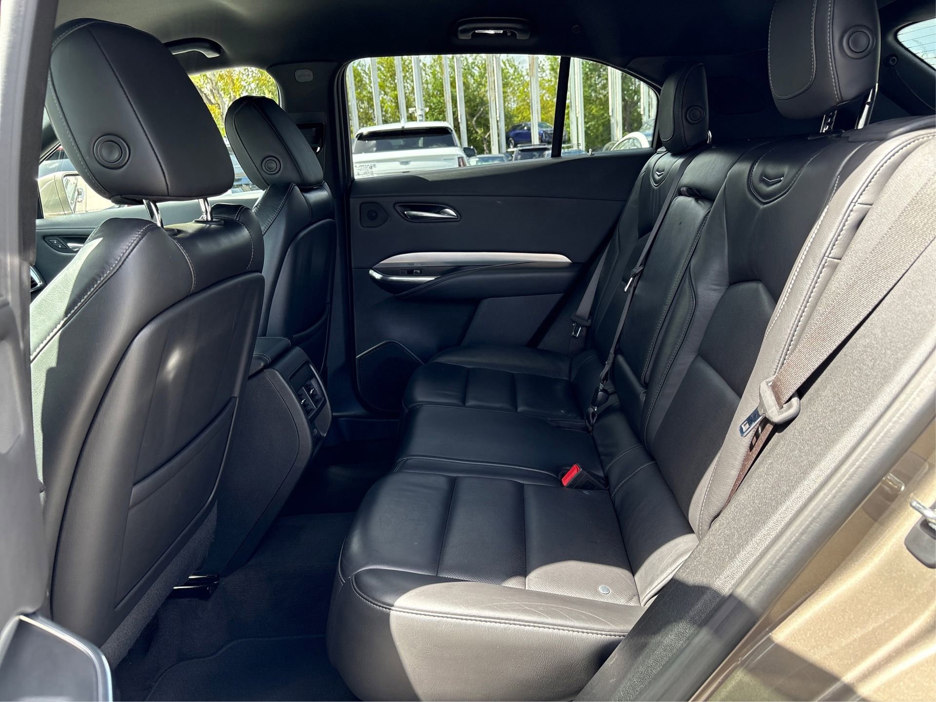 Used 2020 Cadillac XT4 Premium Luxury image 10