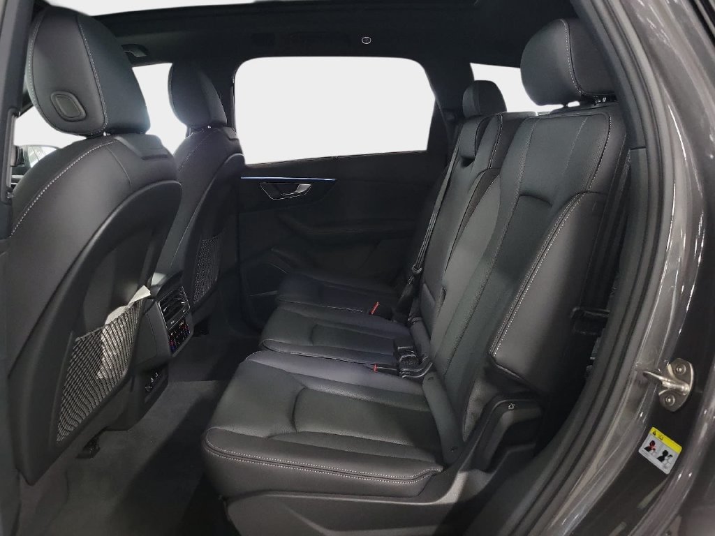 New 2026 Audi Q7 2.0T Premium Plus AWD/4WD image 8
