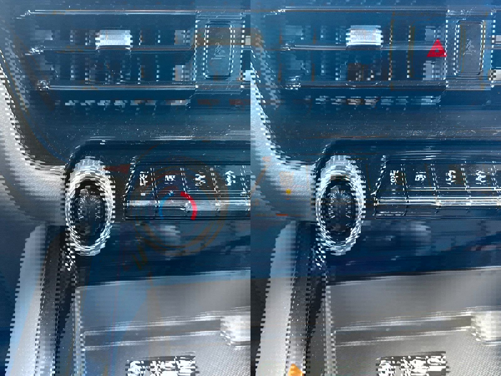 New 2026 Chevrolet Suburban High Country image 58