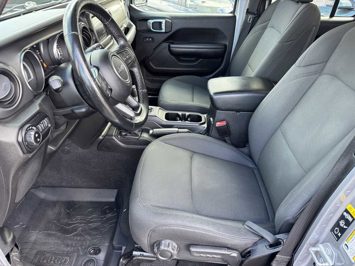 Used 2021 Jeep Gladiator Sport AWD/4WD image 28