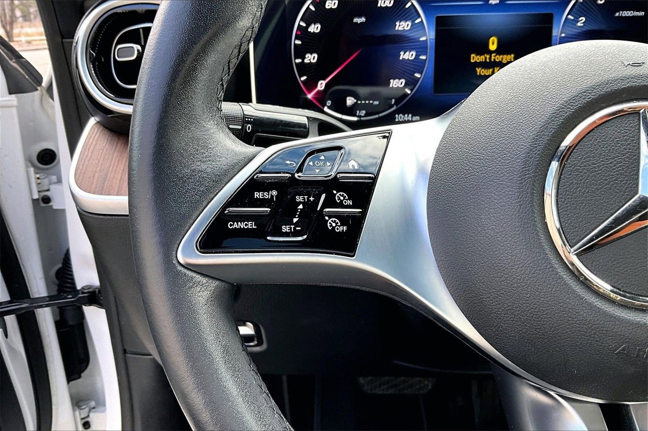 Used 2022 Mercedes-Benz C 300 Sedan image 28