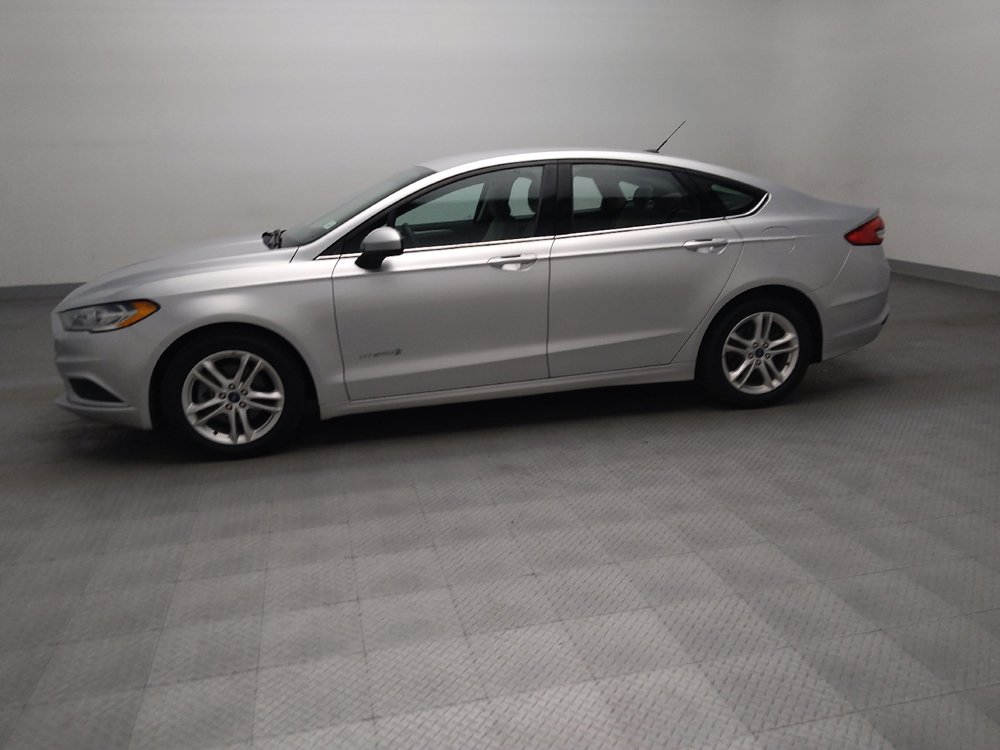 Used 2018 Ford Fusion S FWD image 2