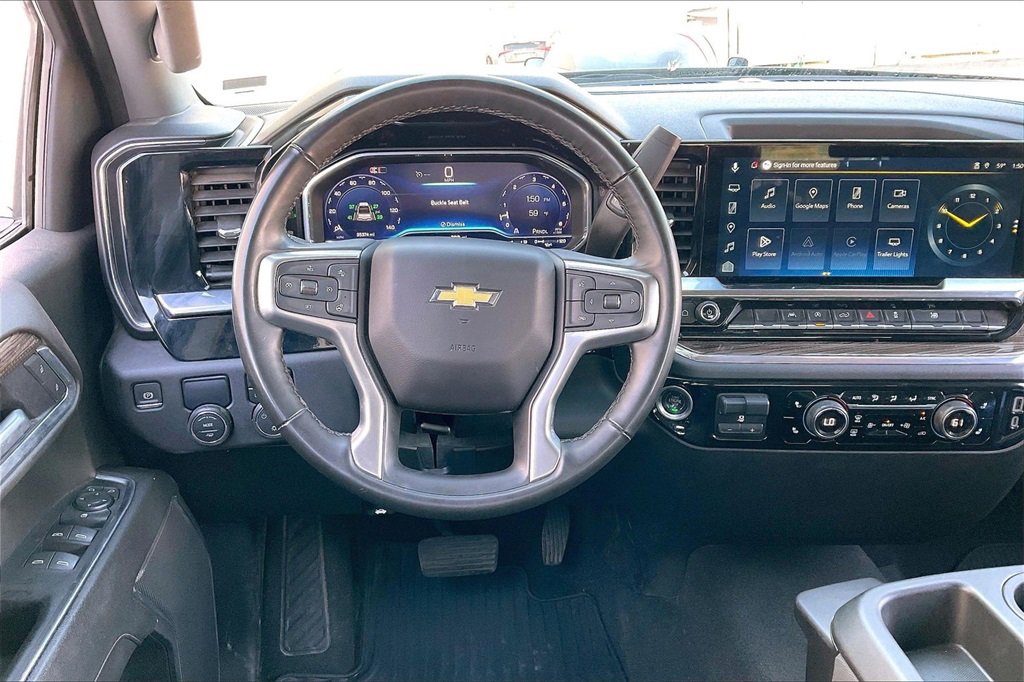 Used 2025 Chevrolet Silverado 1500 LT image 5