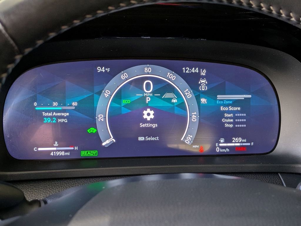Used 2024 Toyota Crown Limited image 22
