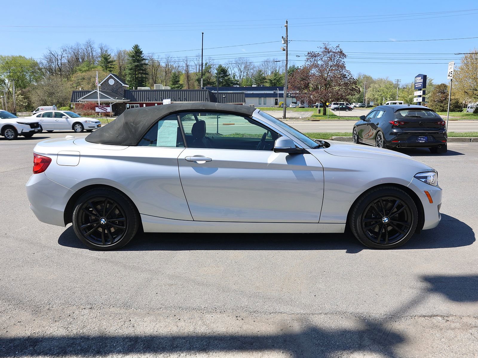 Used 2020 BMW 230i xDrive Convertible w/ Premium Package AWD/4WD image 8