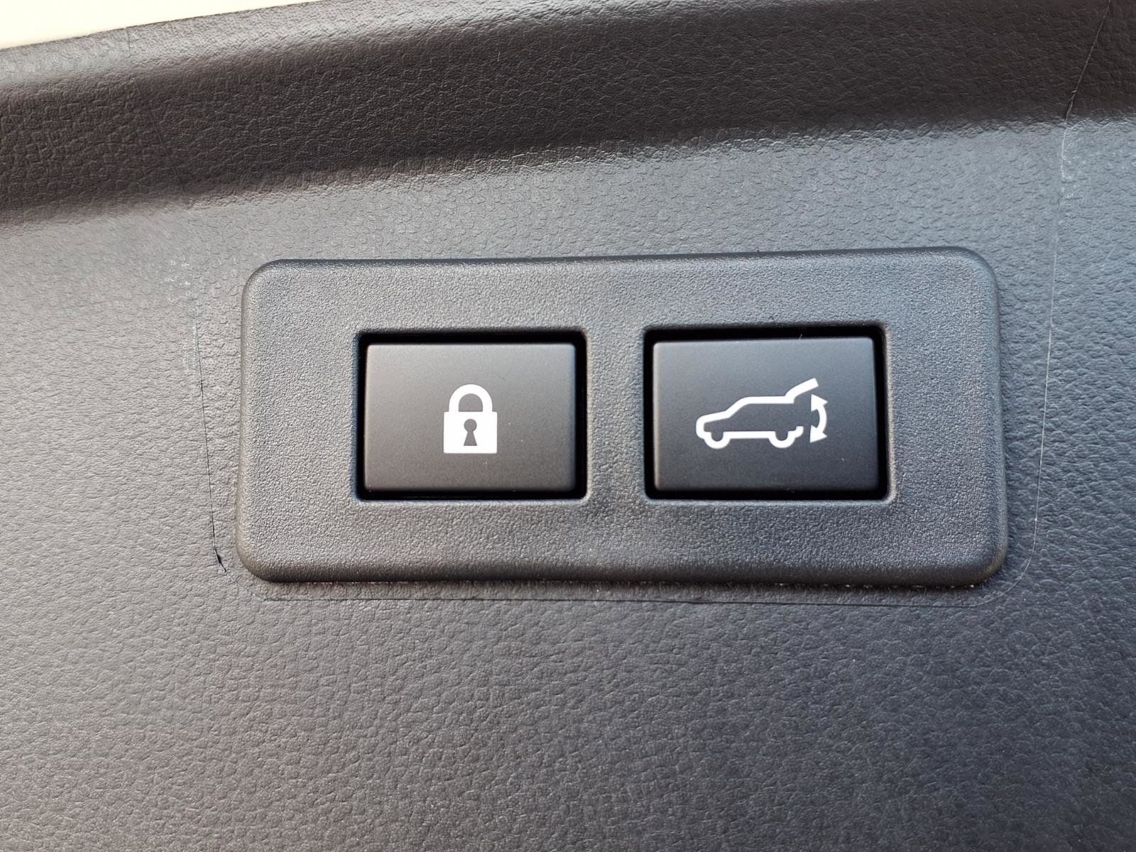 Used 2025 Subaru Outback Wilderness AWD/4WD image 29