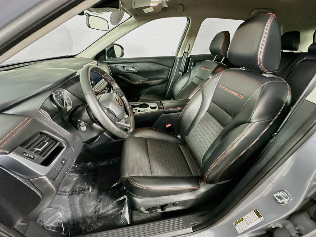 Certified 2025 Nissan Rogue SV AWD/4WD image 28