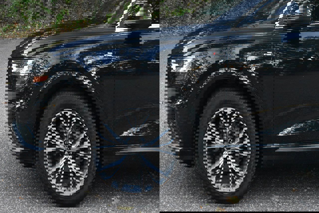 Used 2021 Audi Q8 Premium Plus image 37