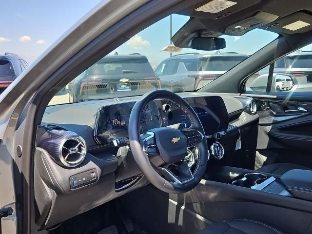 Used 2025 Chevrolet Blazer EV LT AWD/4WD image 10