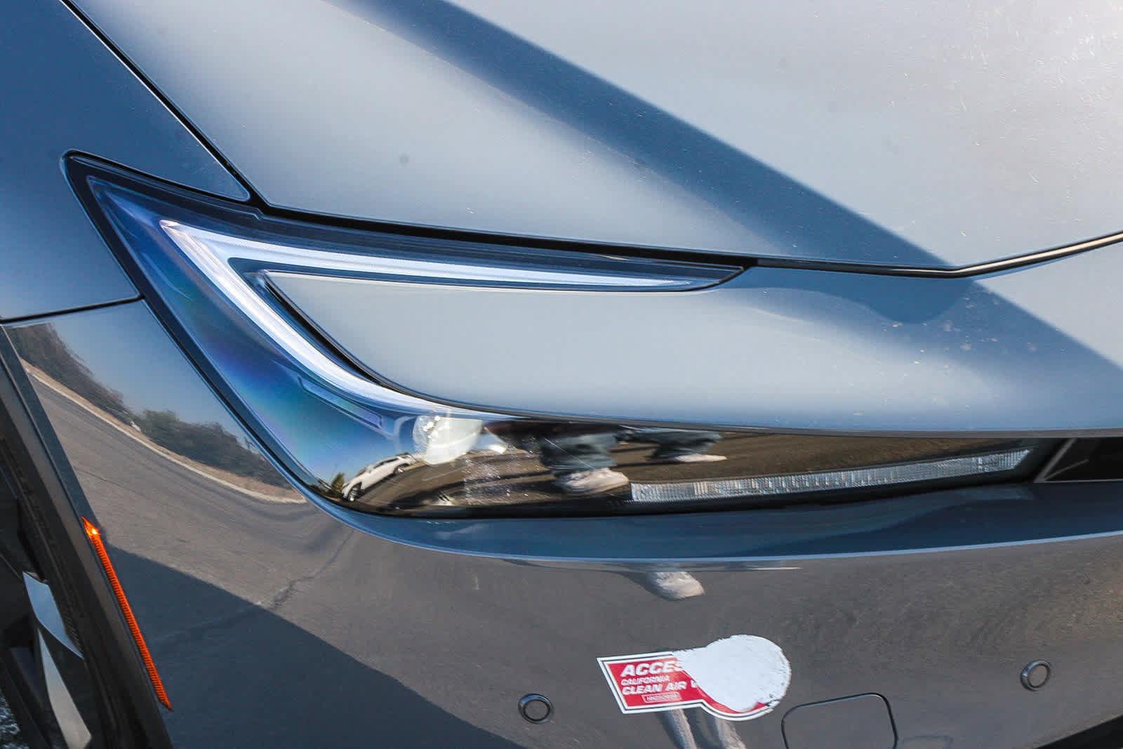 Used 2024 Toyota Prius Prime FWD image 4