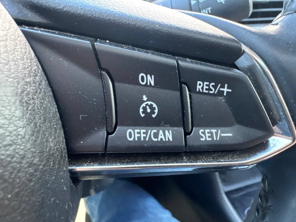 Used 2018 MAZDA MAZDA3 Touring FWD image 30