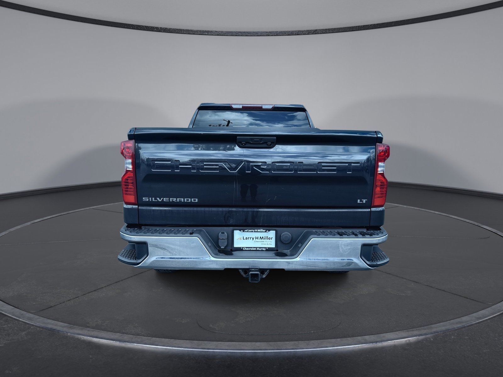 Used 2022 Chevrolet Silverado 1500 LT AWD/4WD image 7