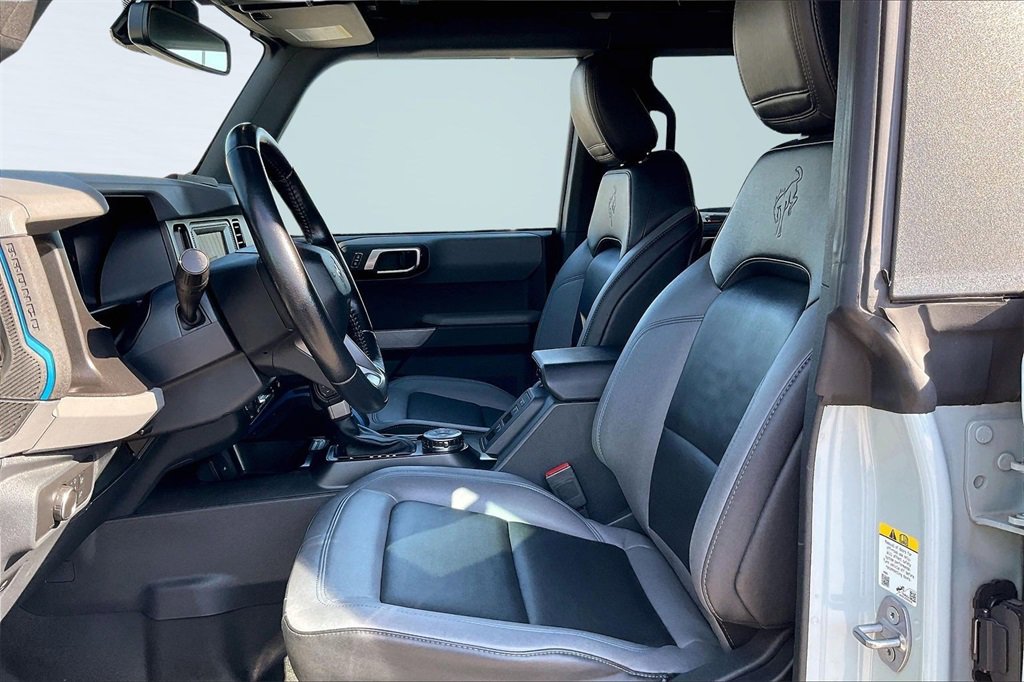 Used 2022 Ford Bronco Black Diamond w/ Sasquatch Package image 24