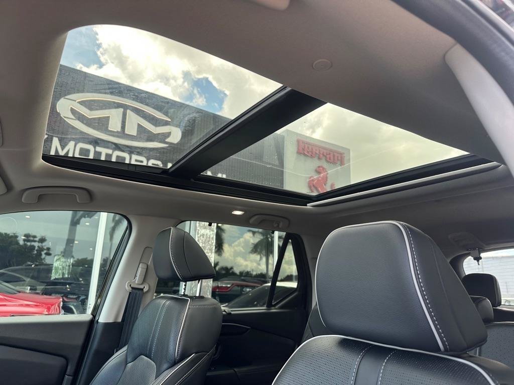 Used 2023 Honda Pilot Elite image 13