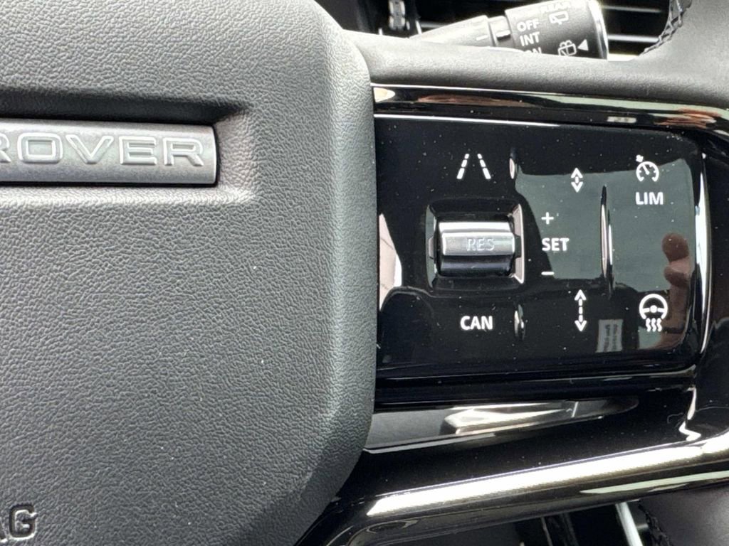 New 2026 Land Rover Range Rover Evoque Dynamic SE image 26