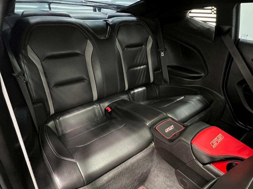 Used 2018 Chevrolet Camaro SS w/ Redline Edition RWD image 34