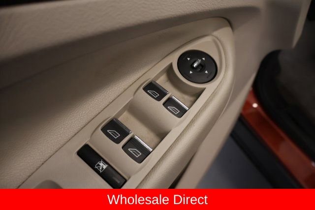 Used 2015 Ford Escape Titanium w/ Equipment Group 301A AWD/4WD image 10