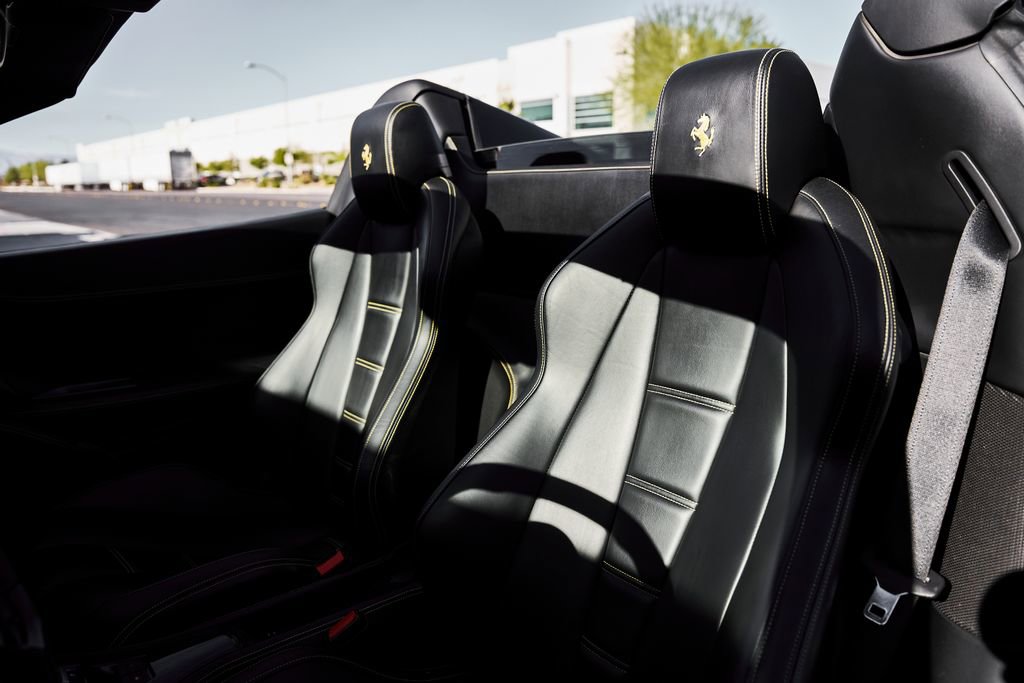 Used 2015 Ferrari 458 Spider RWD image 50