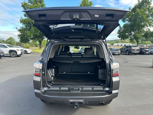 Certified 2019 Toyota 4Runner SR5 Premium AWD/4WD image 11