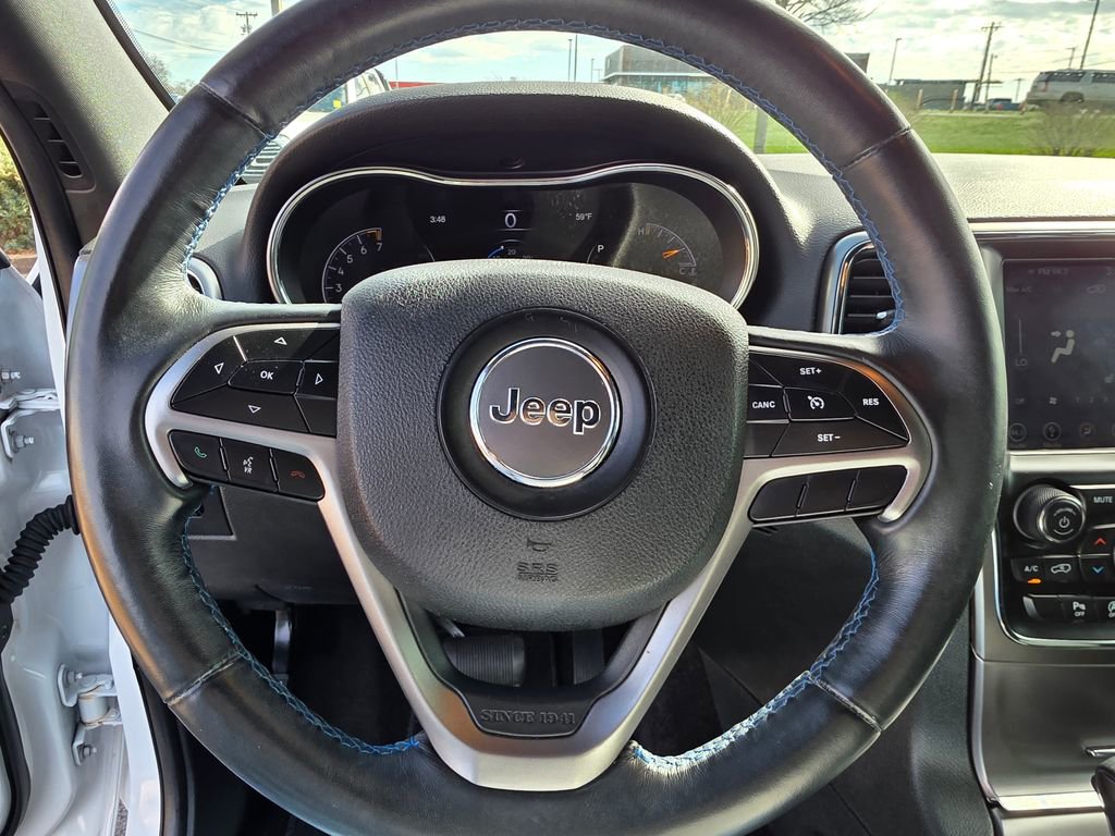 Used 2018 Jeep Grand Cherokee Laredo image 16