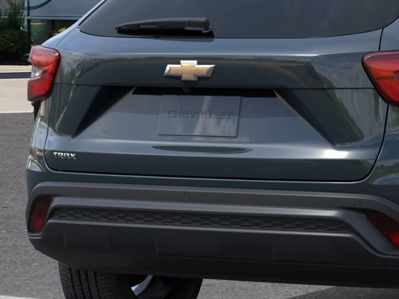 New 2026 Chevrolet Trax LS w/ LS Convenience Package FWD image 14