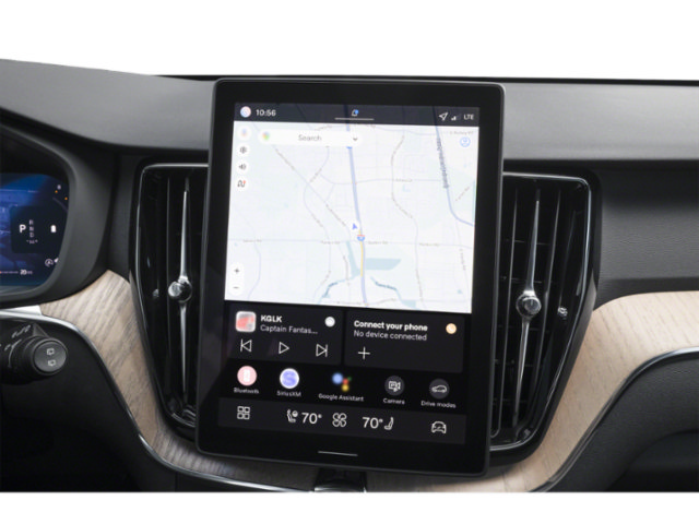 New 2026 Volvo XC60 B5 Core AWD/4WD image 13