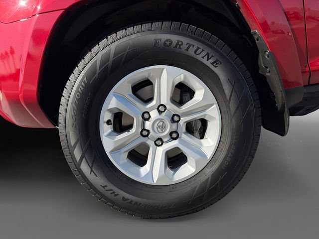 Certified 2024 Toyota 4Runner SR5 image 12