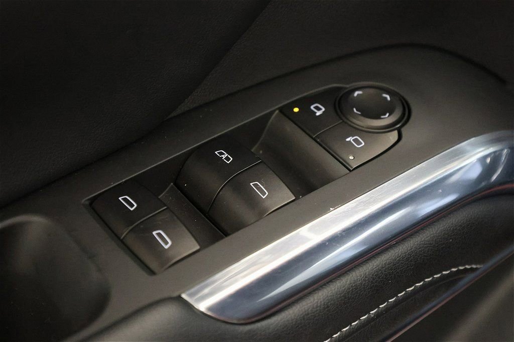 New 2025 Chevrolet Traverse LT w/ Enhanced Driving Package FWD image 32