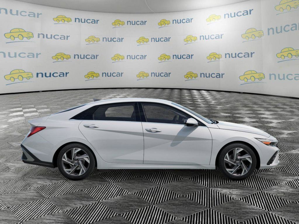 New 2026 Hyundai Elantra Limited FWD image 7