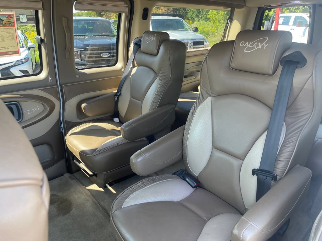 Used 2014 Chevrolet Express 1500 AWD image 23