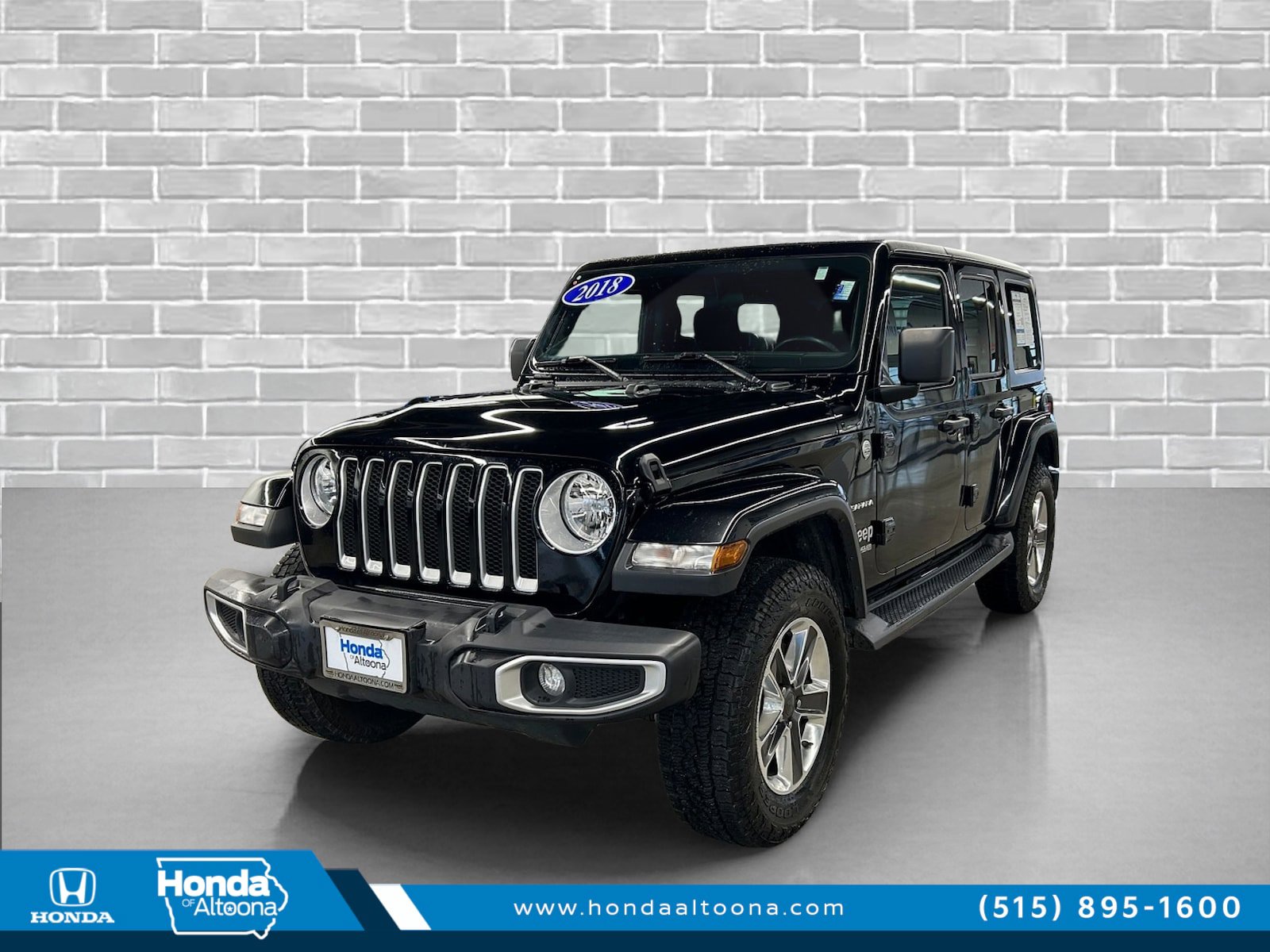 Used 2018 Jeep Wrangler Unlimited Sahara AWD/4WD image 1