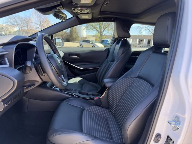 Used 2025 Toyota Corolla XSE image 27