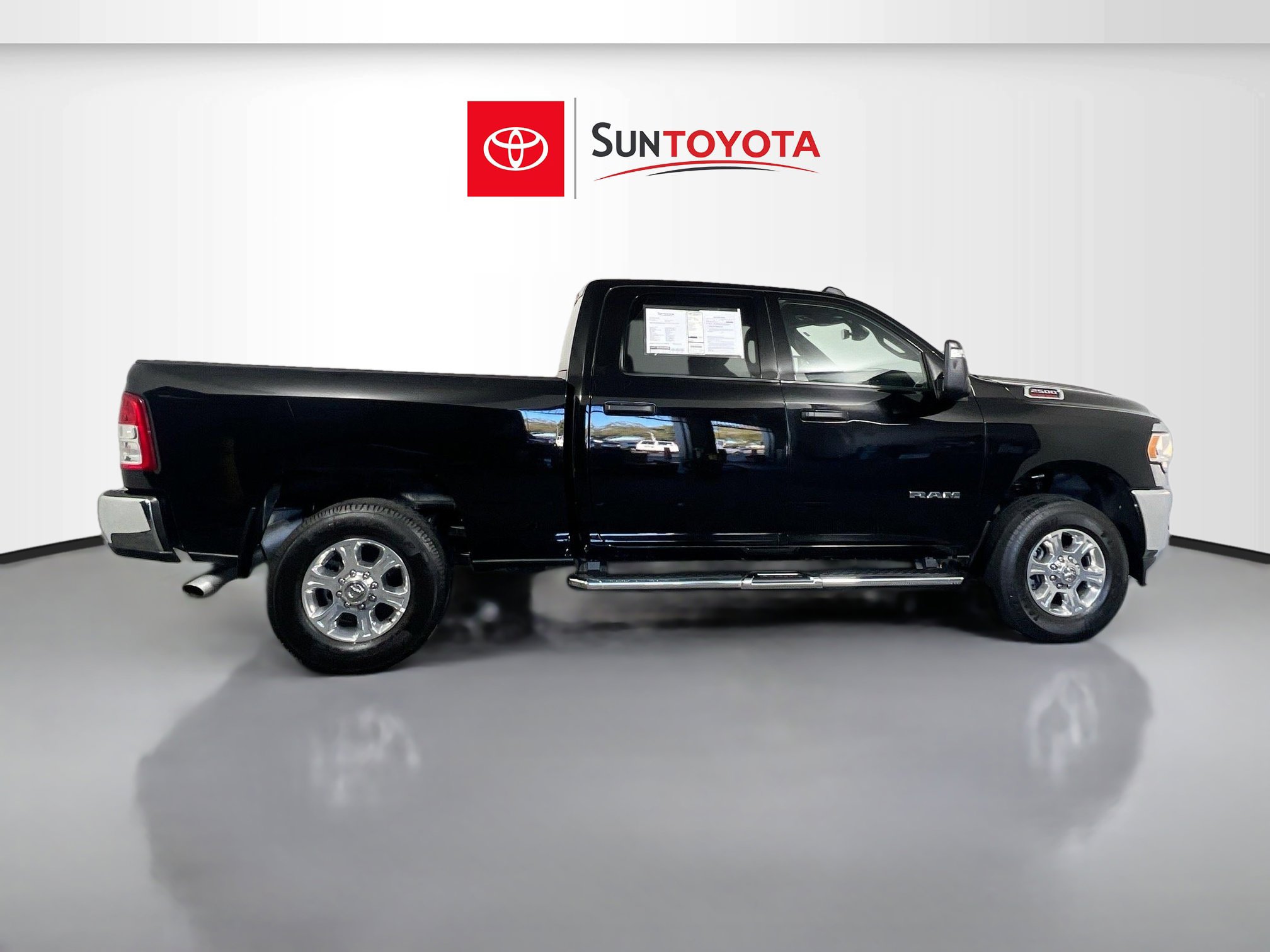 Used 2024 RAM 2500 Big Horn image 2