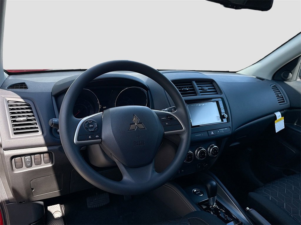 New 2025 Mitsubishi Outlander Sport ES image 9