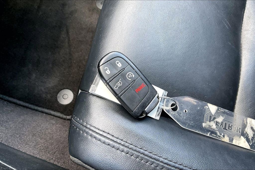 Used 2018 Jeep Grand Cherokee Limited RWD image 36