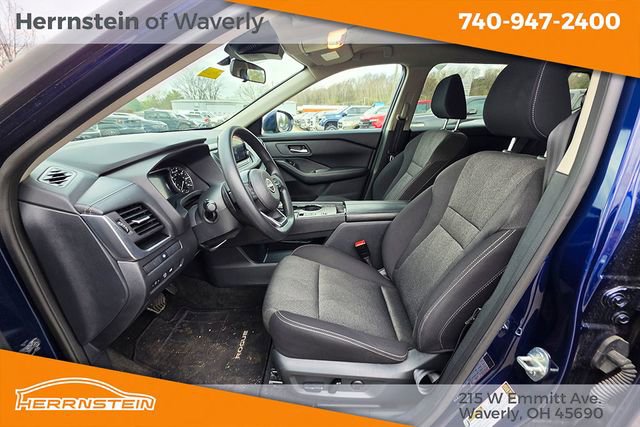 Used 2024 Nissan Rogue SV FWD image 21