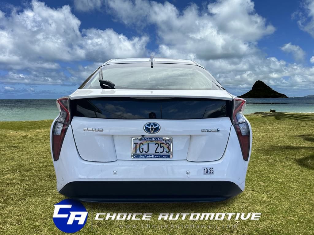 Used 2018 Toyota Prius Two image 6