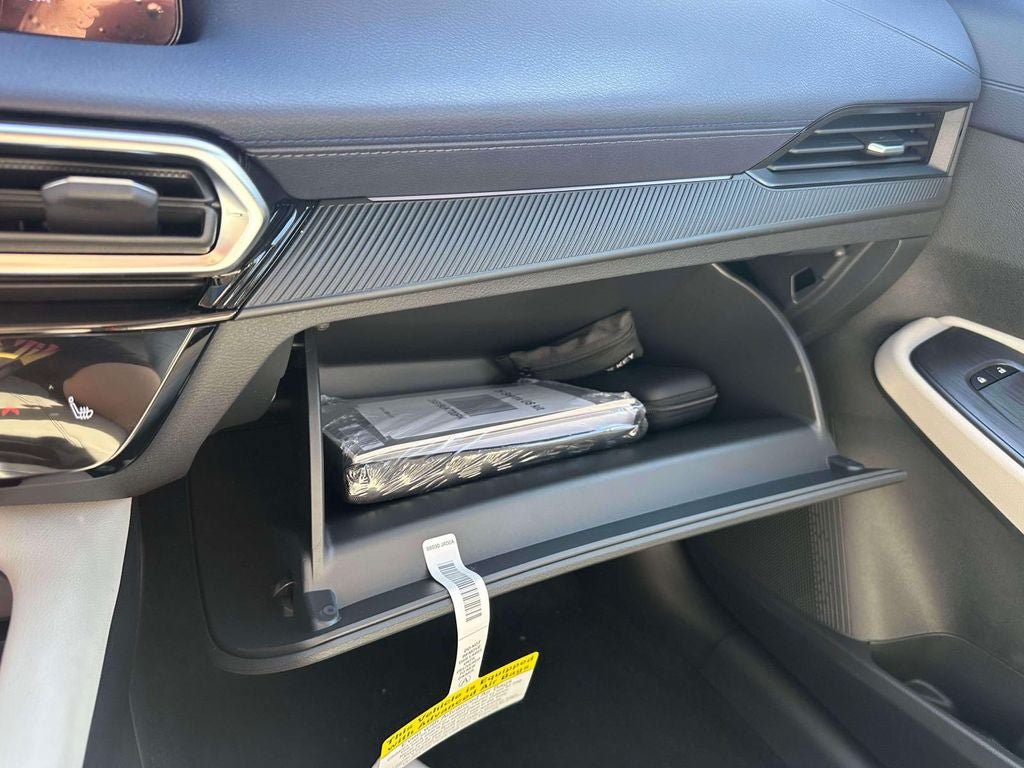 New 2026 Nissan Sentra SL w/ Floor Mat Package FWD image 32