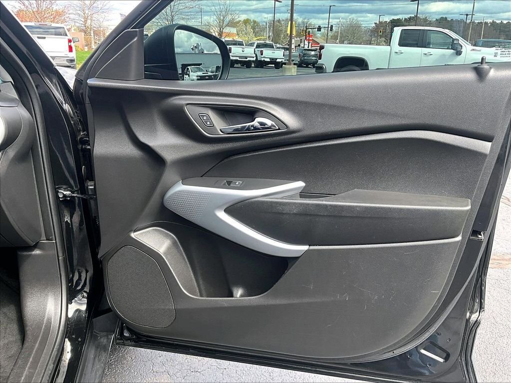 Used 2024 Chevrolet Trax LS FWD image 12