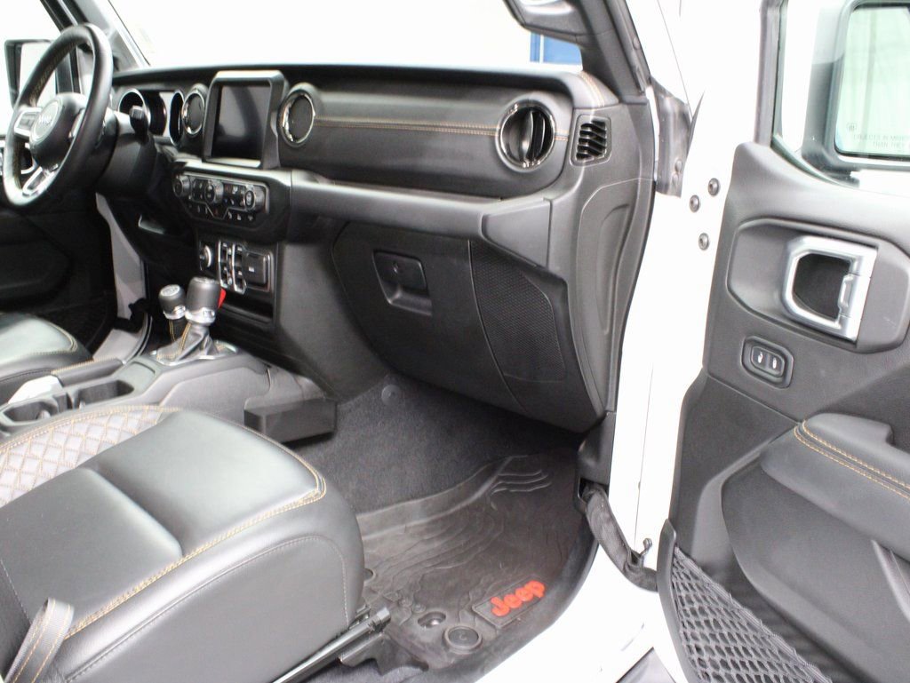Used 2023 Jeep Wrangler Unlimited Sahara image 28