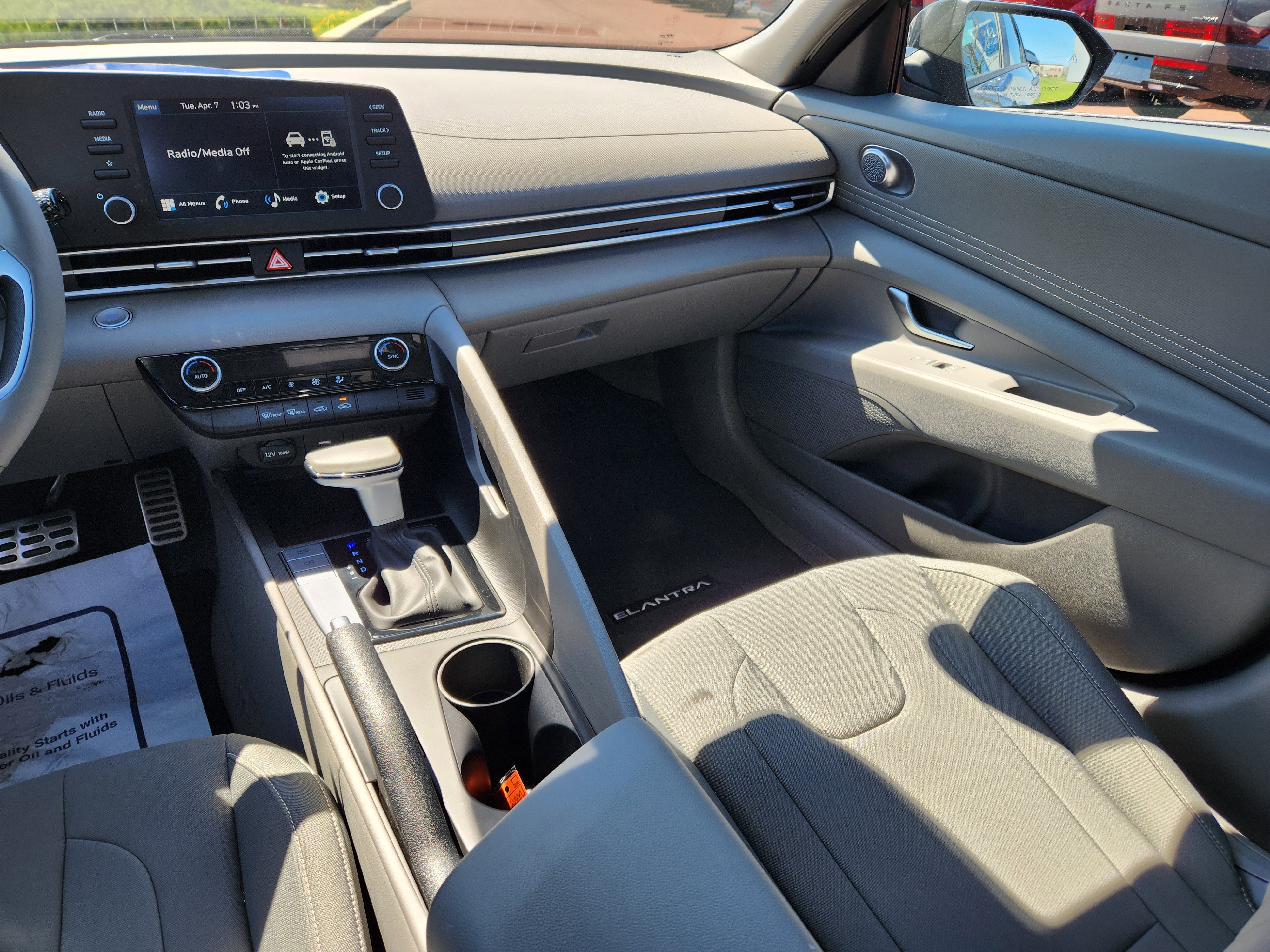 Certified 2025 Hyundai Elantra Sport image 14