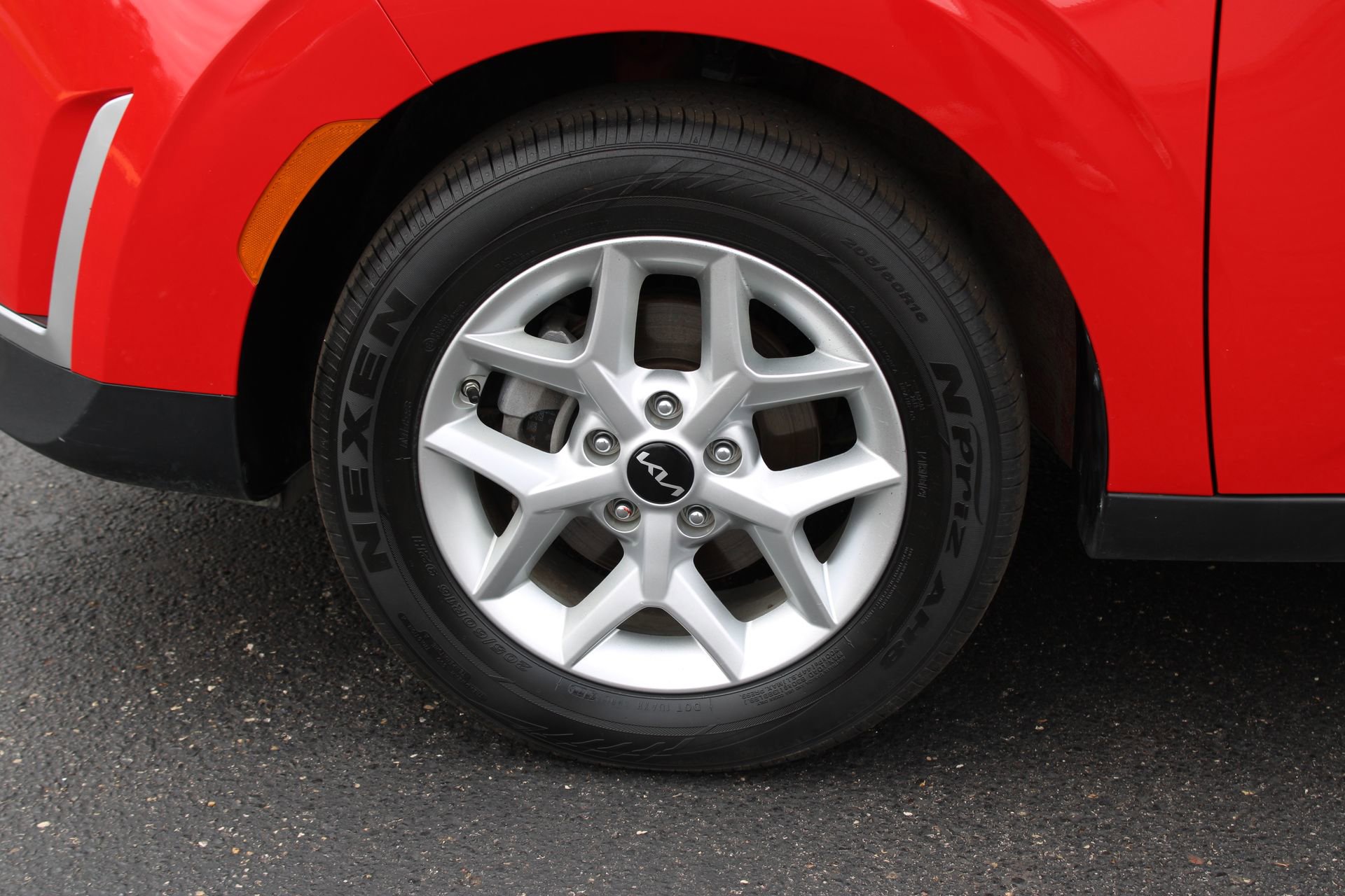 Used 2024 Kia Soul LX w/ Option Group 015 image 11