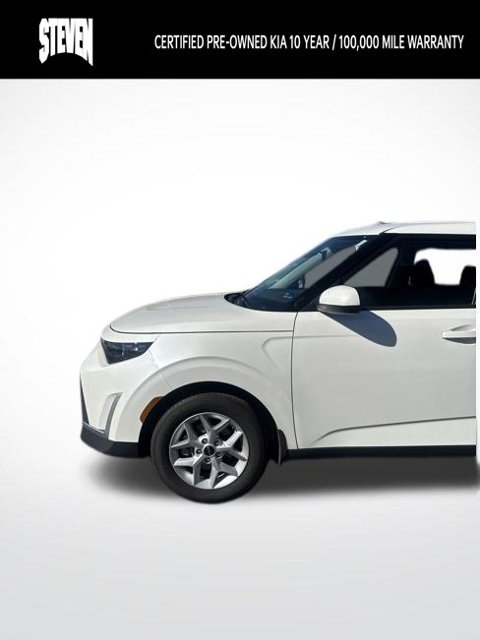 Certified 2025 Kia Soul LX w/ LX Technology Package FWD image 5