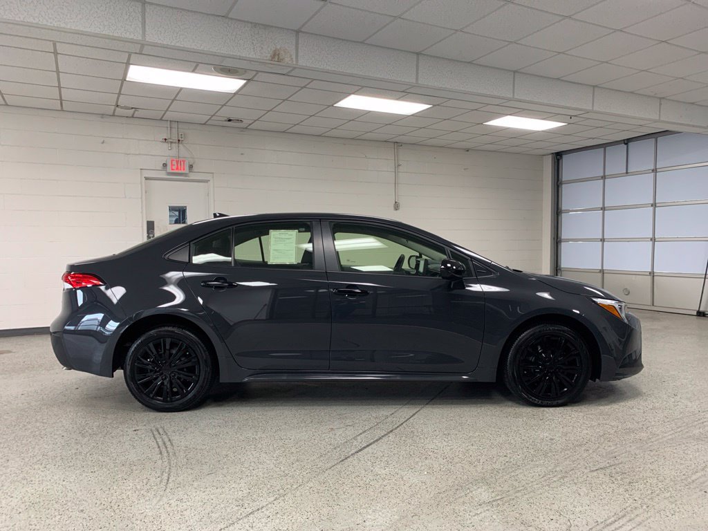 Used 2025 Toyota Corolla LE FWD image 7