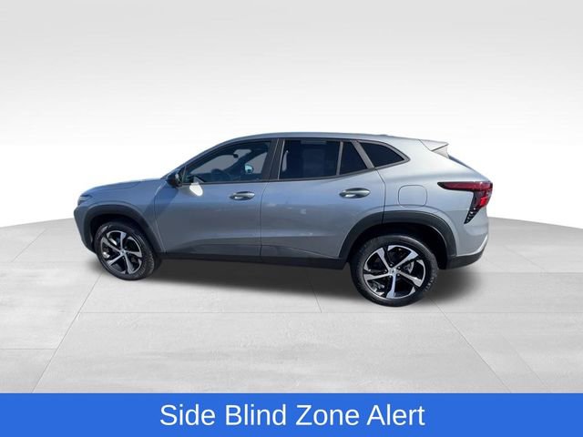 Certified 2024 Chevrolet Trax RS w/ Driver Confidence Package image 6