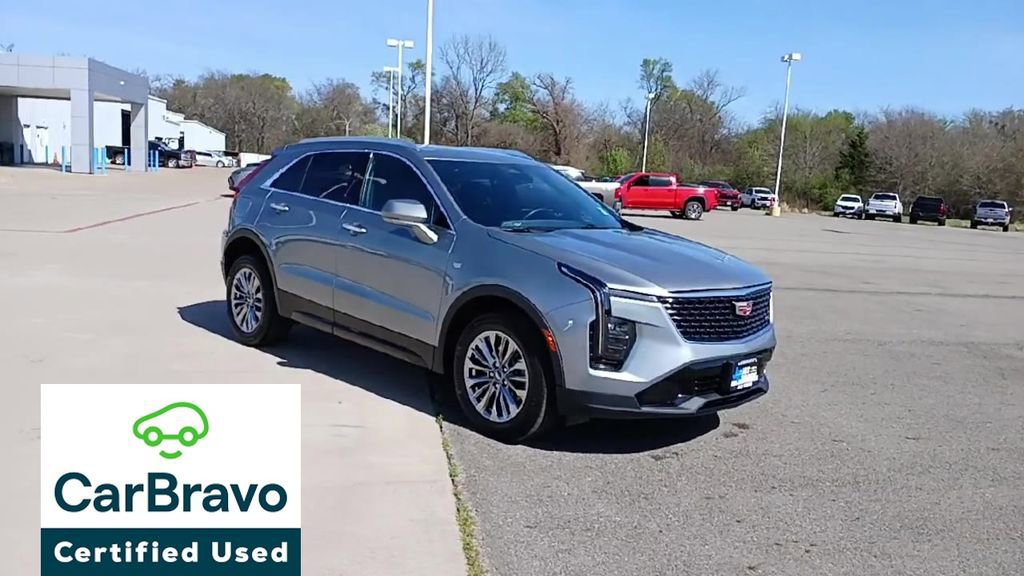 Certified 2024 Cadillac XT4 Premium Luxury image 2