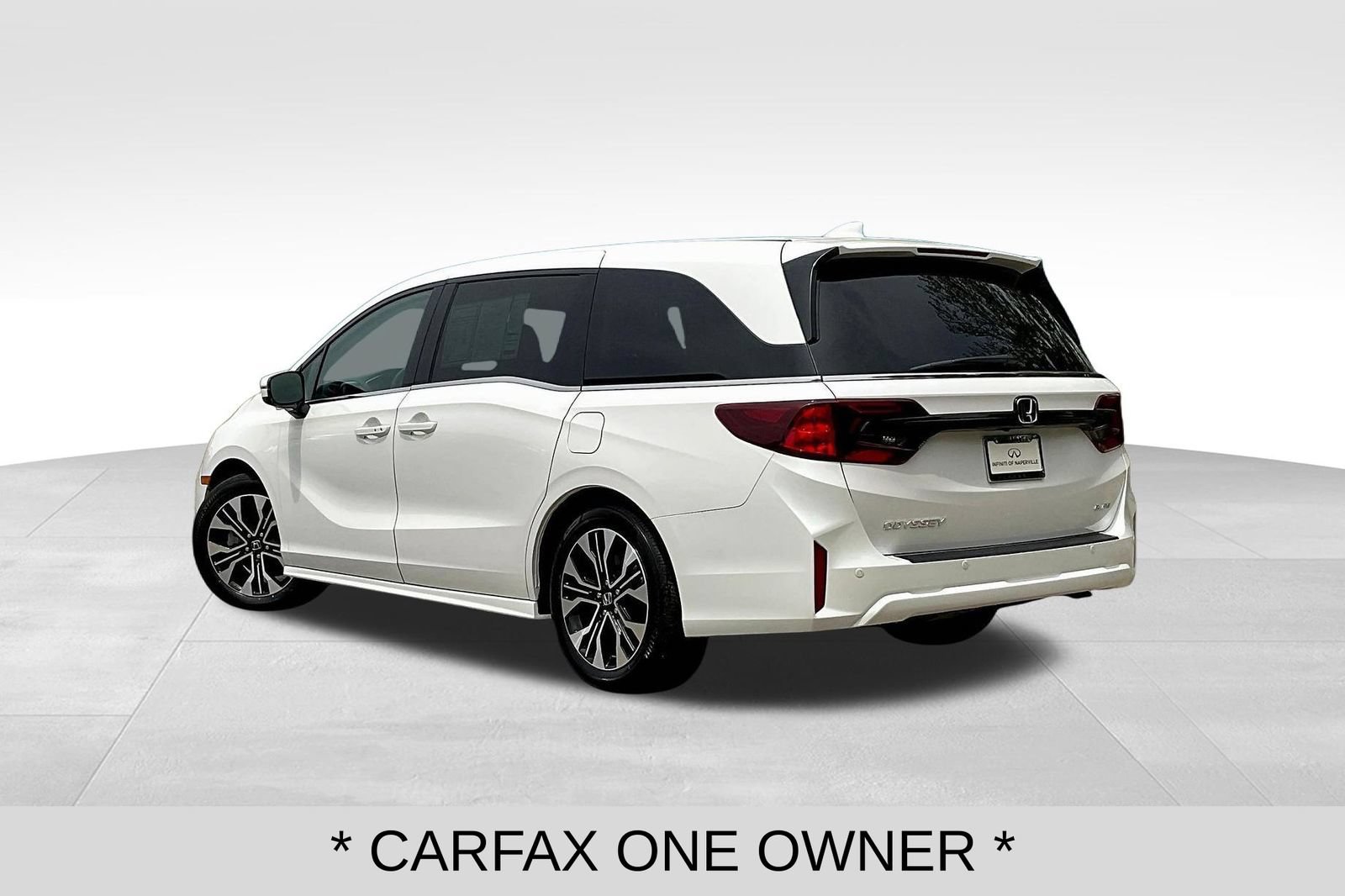 Used 2026 Honda Odyssey Elite image 4