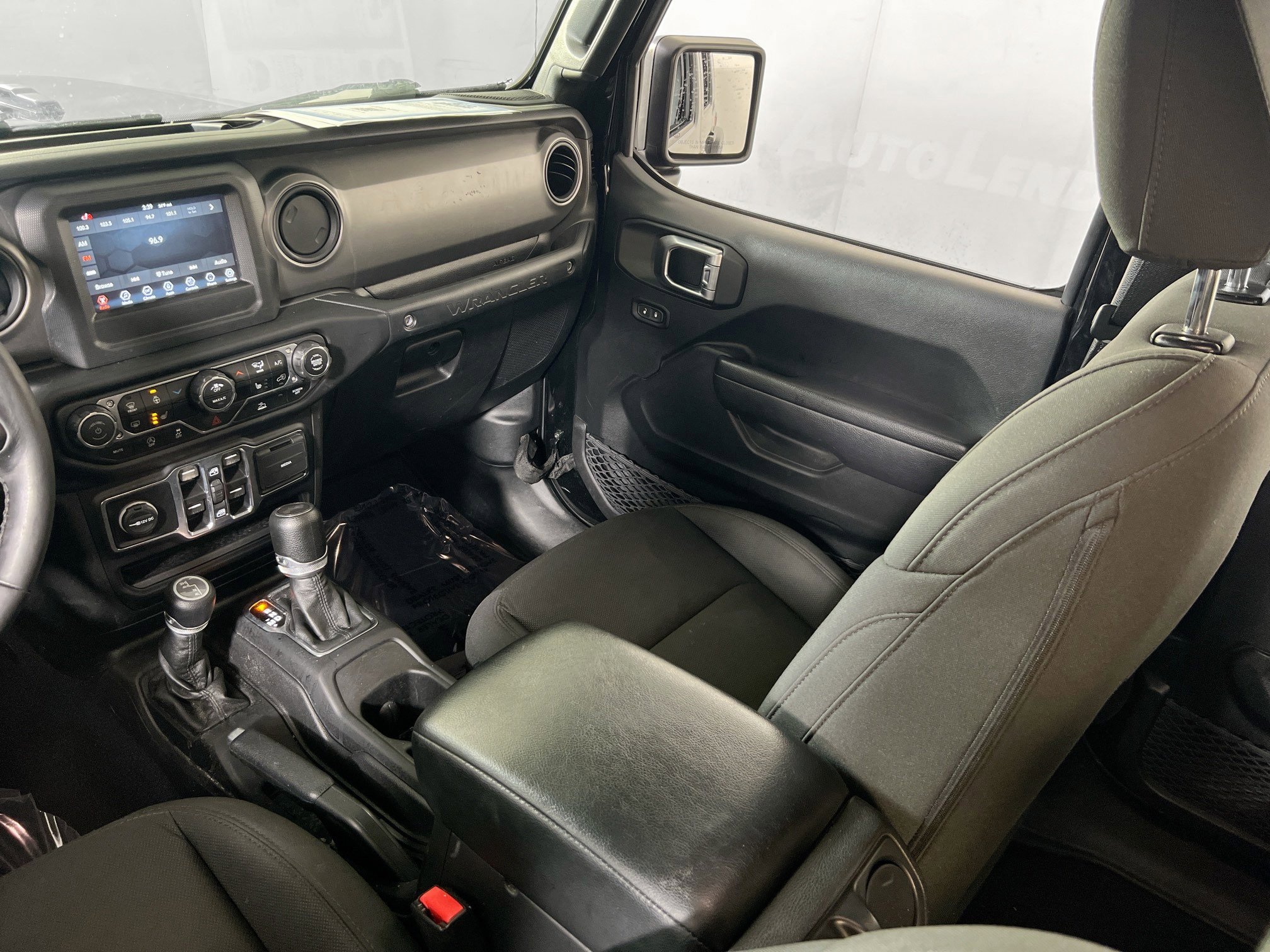 Used 2022 Jeep Wrangler Sport S image 22