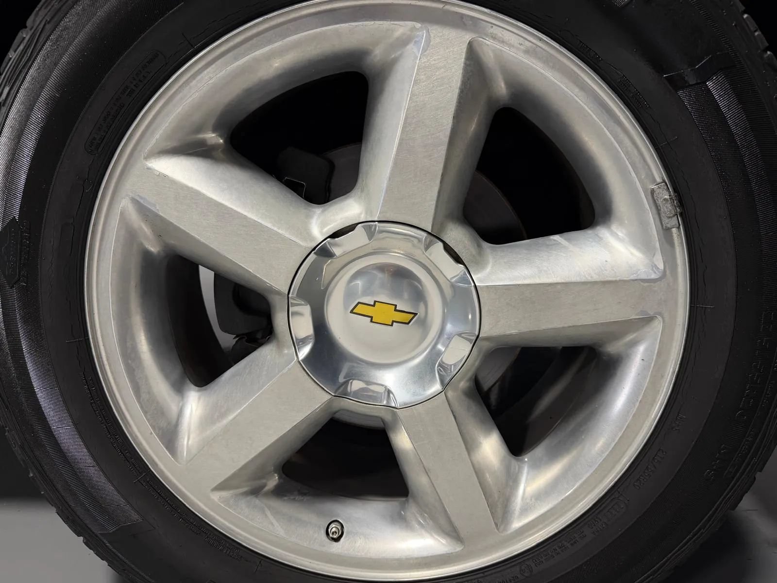 Used 2007 Chevrolet Avalanche LTZ w/ LTZ Preferred Equipment Group AWD/4WD image 10